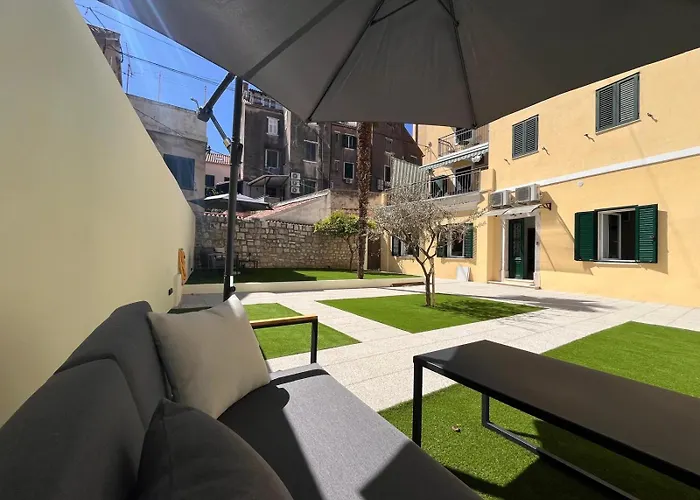 Apartment Teuta Garden Luxury